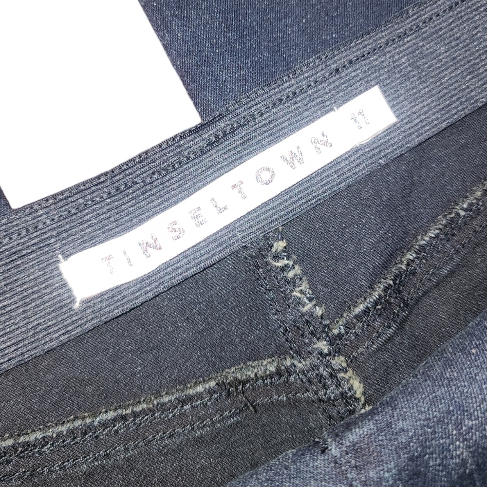 Tinseltown Flare Jeans​ - Picture 4 of 8